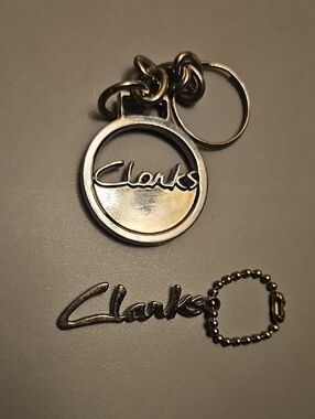 Clarks Silver Logo Keyring Duo